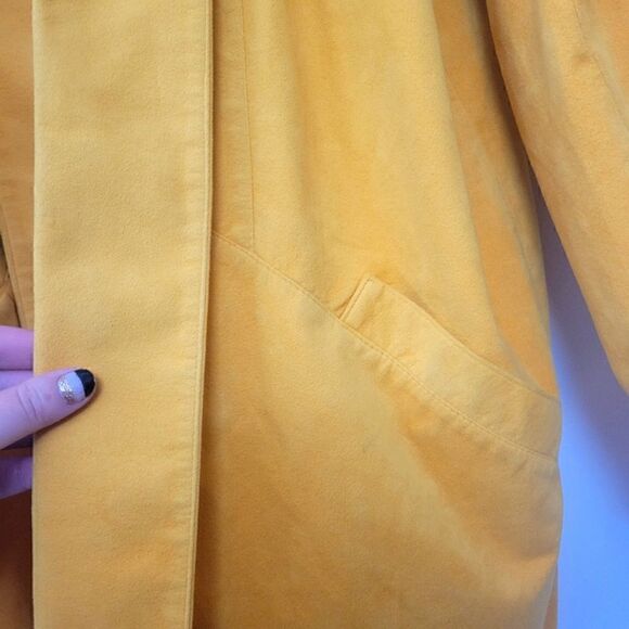80s Retro Yellow Faux Suede Coat - Picture 2 of 16
